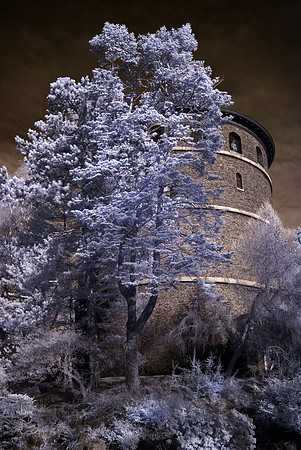 Midnight Tower -IR-
