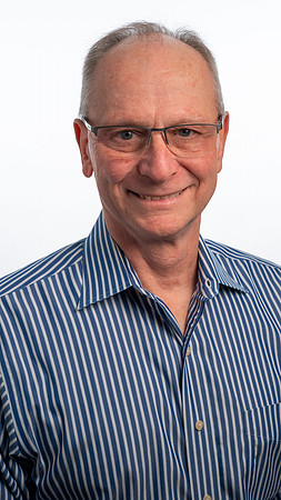 APLL_portrait_C_005